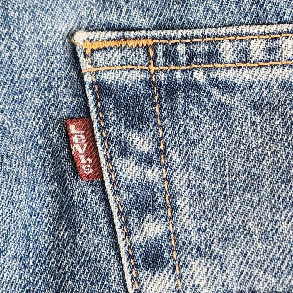 Vintage Levis 505 Jeans Mens 36x30 Blue Straight Fit Denim Medium Wash Tag 38x30